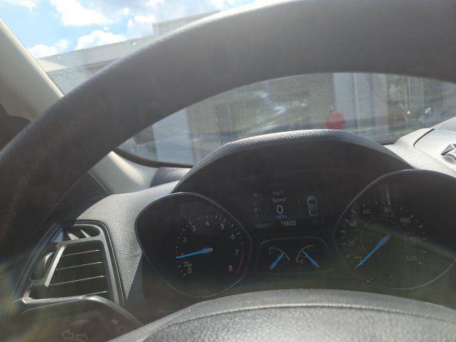 Used 2019 Ford Escape SE FWD image 22
