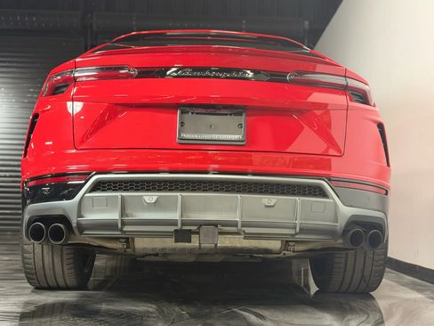 Used 2019 Lamborghini Urus Sport Utility 4D image 14