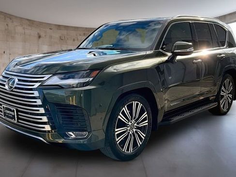 Certified 2025 Lexus LX 700h Luxury w/ Accessory Package (Z1) image 3