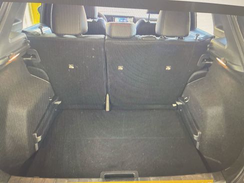 Used 2025 Nissan Kicks SR image 15