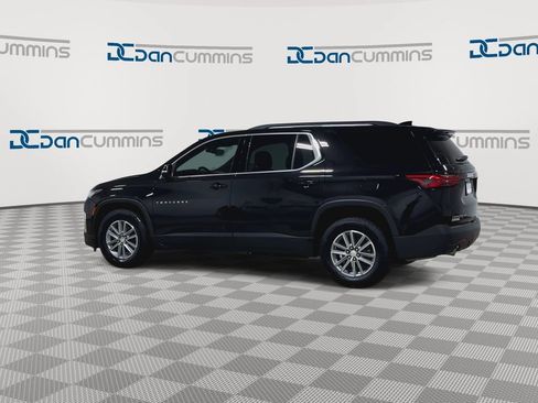 Used 2022 Chevrolet Traverse LT AWD/4WD image 6