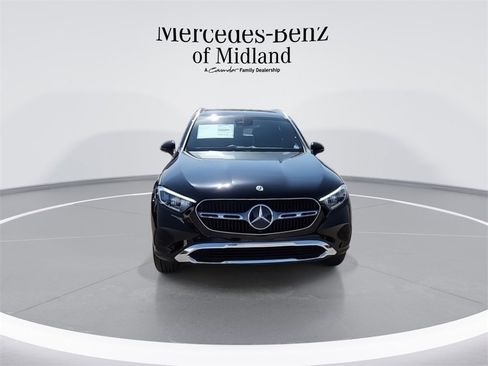 New 2025 Mercedes-Benz GLC 300 4MATIC image 3