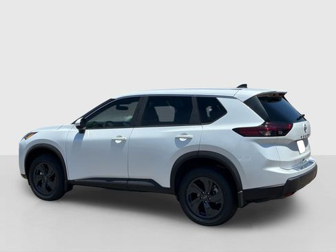 New 2026 Nissan Rogue SV FWD image 3