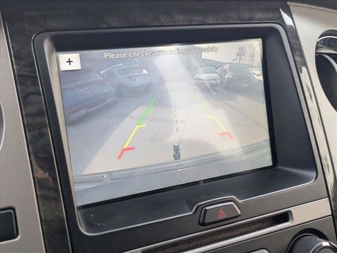 Used 2016 Ford Expedition Limited image 14