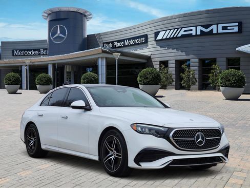 Used 2025 Mercedes-Benz E 350 Sedan image 2