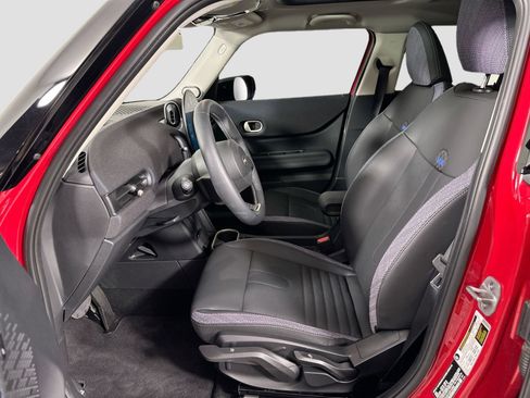 Certified 2025 MINI Cooper S image 24