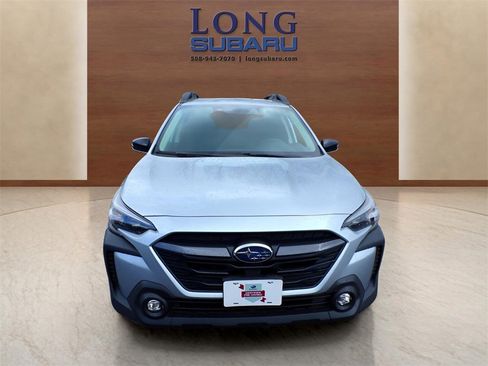 Used 2024 Subaru Outback Premium image 3