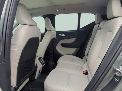 New 2026 Volvo XC40 B5 Plus w/ Protection Package Premier AWD/4WD image 9