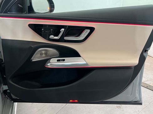New 2026 Mercedes-Benz E 350 4MATIC Sedan image 22