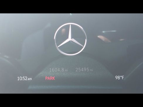 Used 2024 Mercedes-Benz EQB 250+ image 19