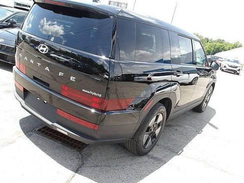 Certified 2026 Hyundai Santa Fe SE AWD/4WD image 7
