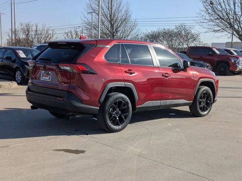 Used 2024 Toyota RAV4 LE image 6