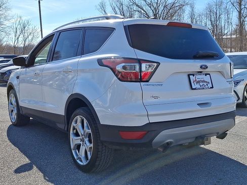 Used 2017 Ford Escape Titanium w/ Equipment Group 301A image 5