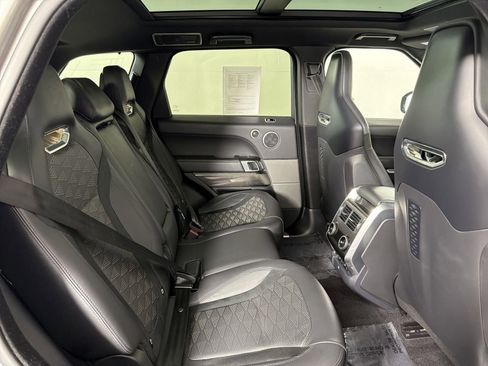 Used 2020 Land Rover Range Rover Sport SVR image 30