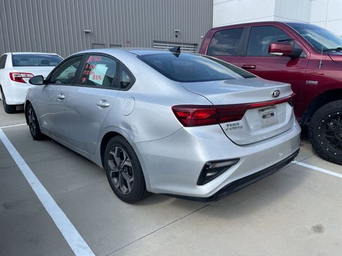Used 2019 Kia Forte LXS image 6