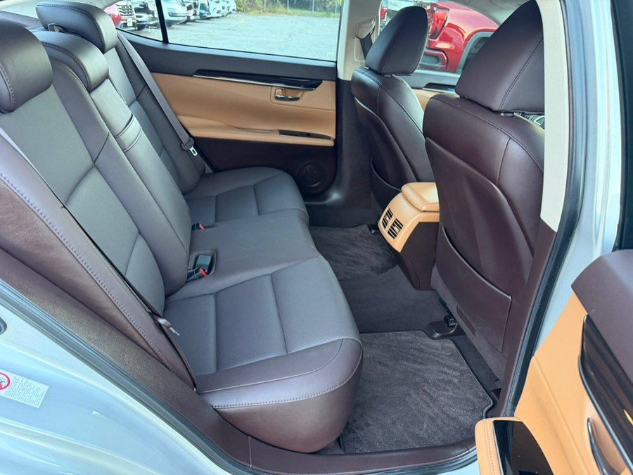 Used 2018 Lexus ES 350 w/ Premier Package FWD image 20