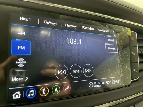 Used 2023 Buick Enclave Avenir w/ Trailering Package, 5000 lbs. FWD image 13