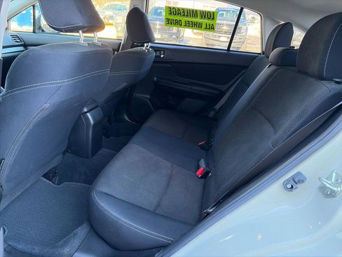 Used 2013 Subaru Crosstrek 2.0i Premium image 10