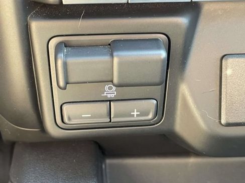 Used 2020 Chevrolet Silverado 1500 RST AWD/4WD image 24