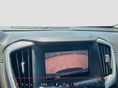 Used 2022 GMC Terrain SLE w/ Driver Convenience Package FWD image 16