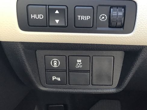 Used 2022 Honda Accord Touring image 10