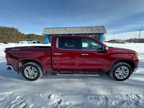 Used 2022 Chevrolet Silverado 1500 LTZ w/ Technology Package image 9