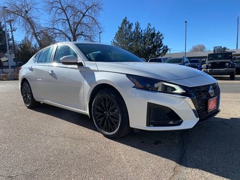 New 2025 Nissan Altima 2.5 SV w/ SV Special Edition Package image 7