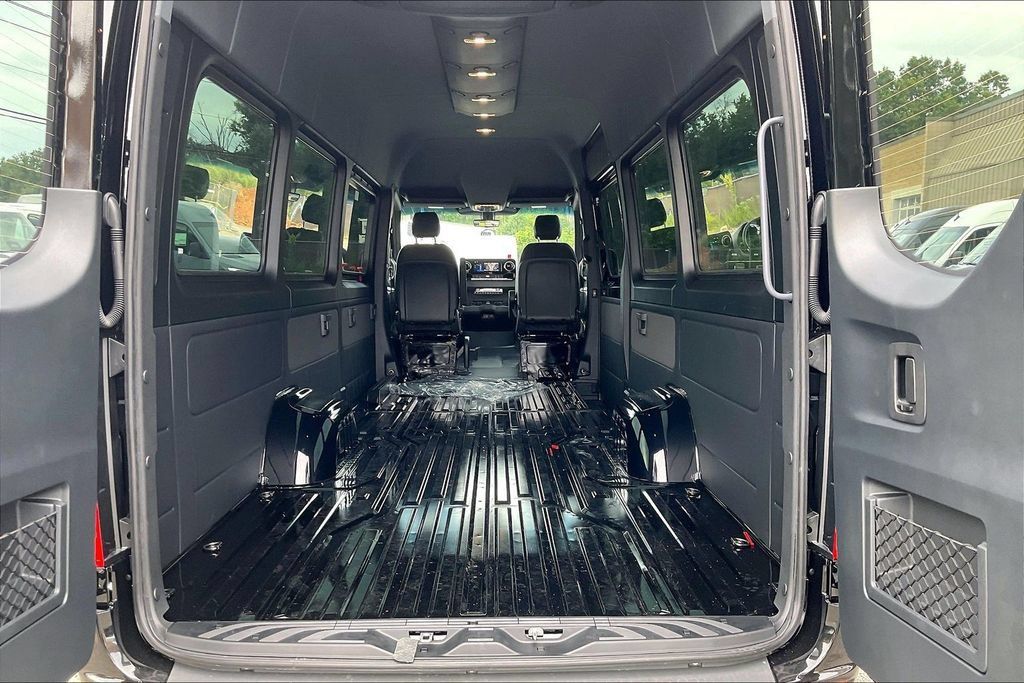 New 2026 Mercedes-Benz Sprinter 3500 image 10