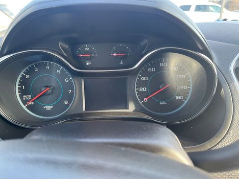 Used 2017 Chevrolet Cruze LT w/ Convenience Package image 25