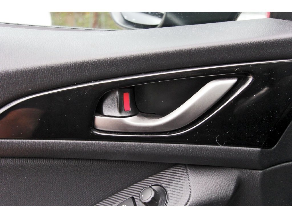 Used 2015 MAZDA MAZDA3 i Touring FWD image 20