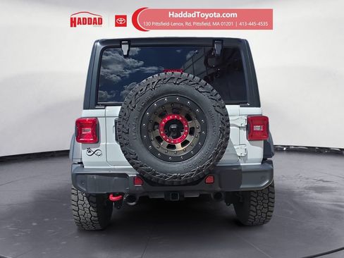 Used 2021 Jeep Wrangler Unlimited Rubicon AWD/4WD image 4