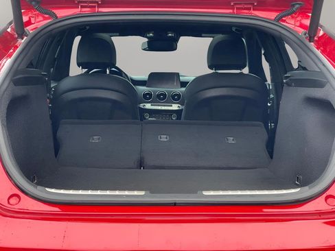 Used 2018 Kia Stinger GT2 image 32