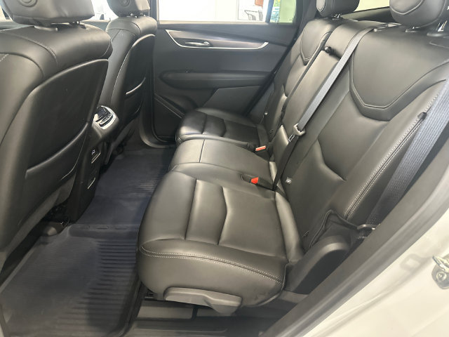 Certified 2024 Cadillac XT6 Luxury w/ LPO, Floor Liner Package AWD/4WD image 25