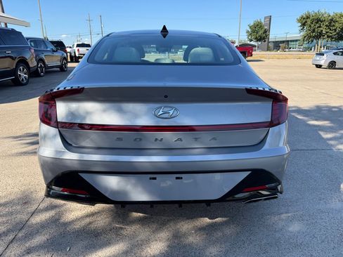 Used 2023 Hyundai Sonata SEL FWD image 6