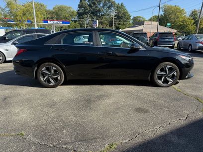 Used 2023 Hyundai Elantra Limited w/ Cargo Package