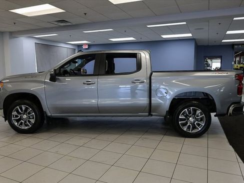 New 2026 Chevrolet Silverado 1500 LT image 2