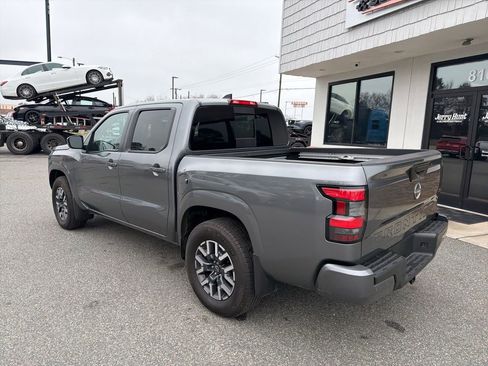 Used 2024 Nissan Frontier SL w/ Technology Package image 6