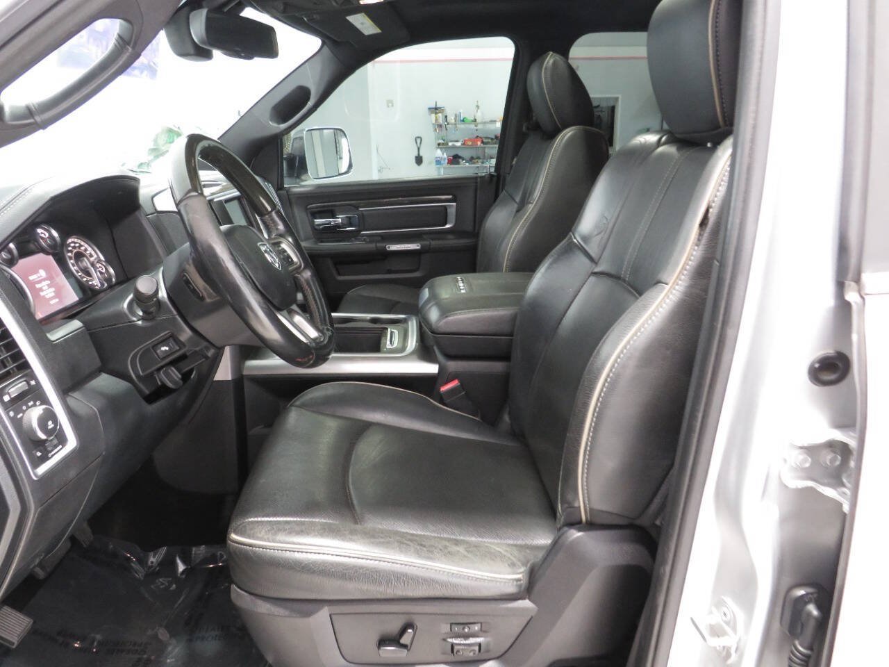 Used 2016 RAM 1500 Limited AWD/4WD image 13