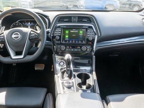 Certified 2023 Nissan Maxima SR w/ Sport Mat Group FWD image 15