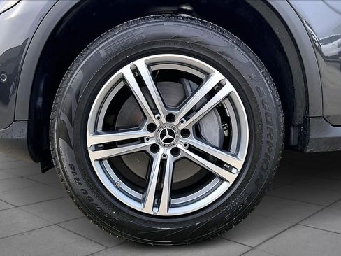 Used 2022 Mercedes-Benz GLC 300 image 10