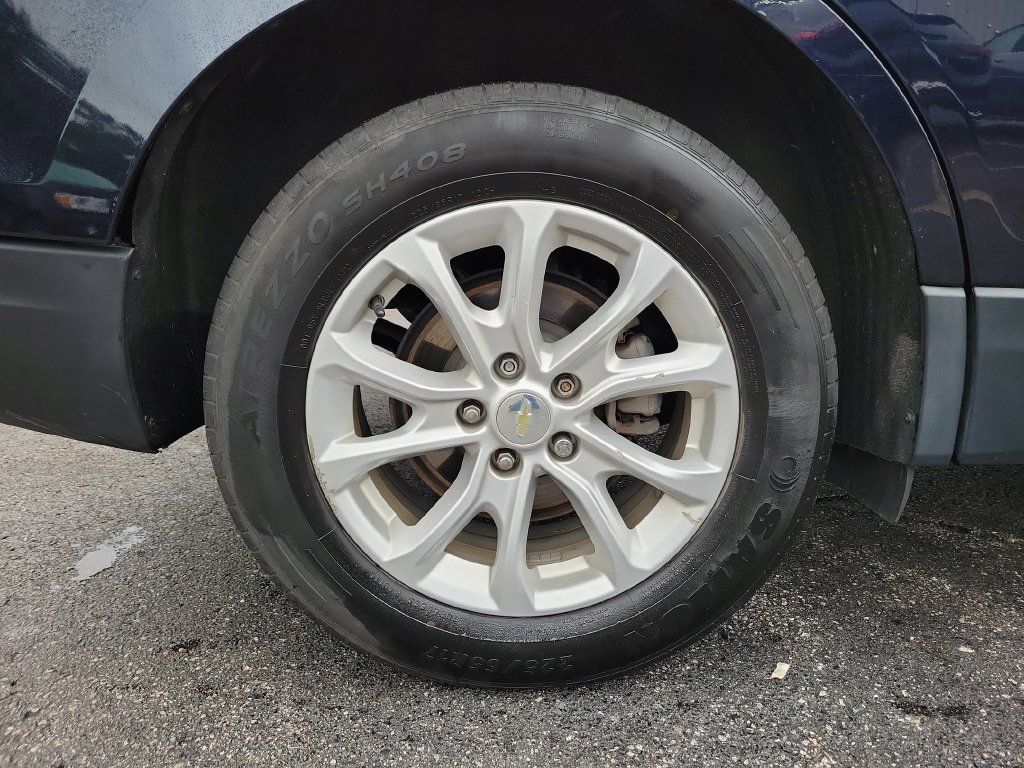 Used 2020 Chevrolet Equinox LS w/ LS Convenience Package FWD image 8