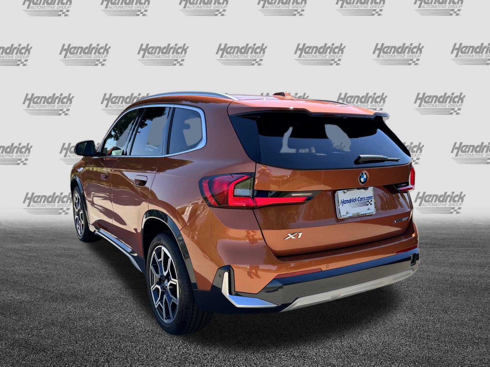 Certified 2025 BMW X1 xDrive28i AWD/4WD image 8