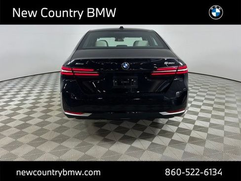 New 2027 BMW 530i xDrive w/ Premium Package AWD/4WD image 6