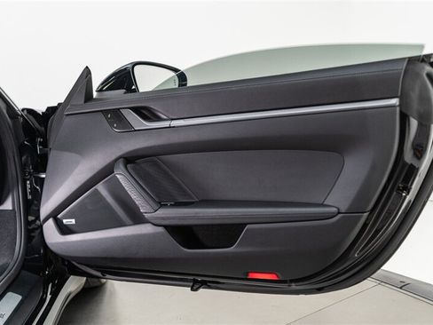 Used 2024 Porsche 911 Carrera RWD image 56