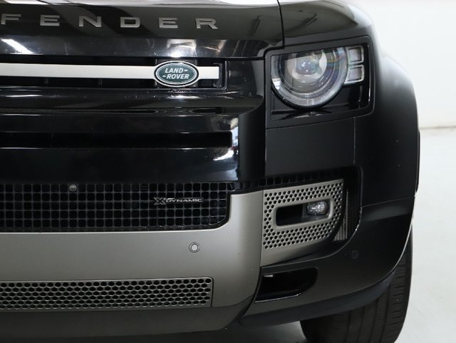 Used 2023 Land Rover Defender 130 X-Dynamic SE AWD/4WD image 47