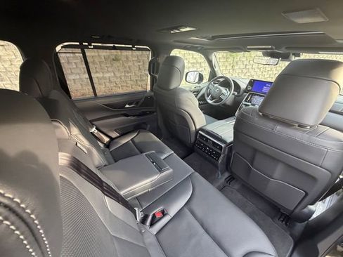 New 2026 Lexus LX 700h Luxury image 15