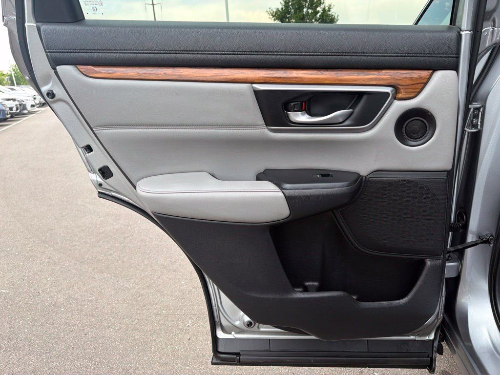 Used 2018 Honda CR-V EX-L image 17