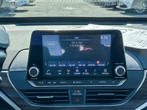 Certified 2024 Nissan Altima 2.5 SV FWD image 15
