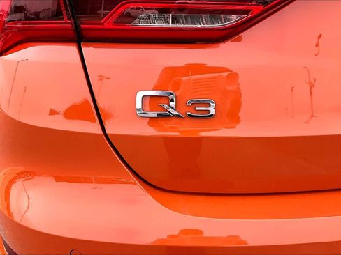 Used 2023 Audi Q3 2.0T Premium image 31