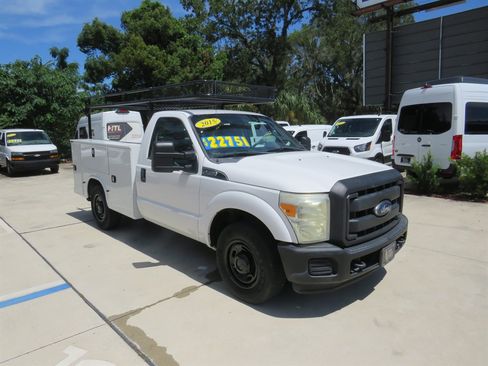 Used 2015 Ford F250 XL RWD image 1